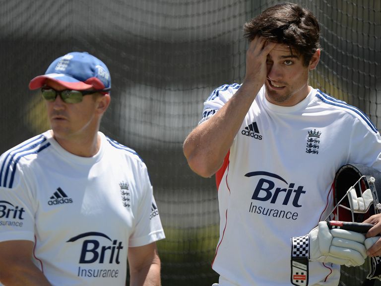 Andy Flower and Alastair Cook ahead of the Sydney Test