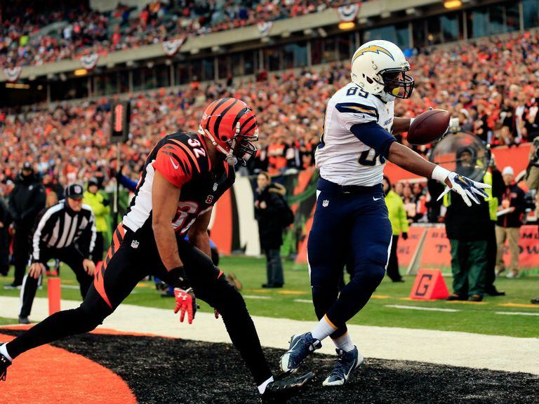 Ladarius Green holds on to bag San Diego's second touchdown