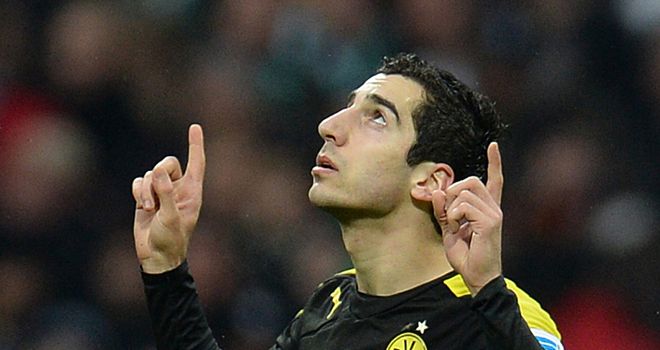 Henrikh Mkhitaryan celebrates for Dortmund