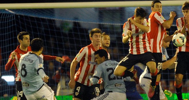 Athletic Bilbao kept hopes of a top-four spot on course in a goalless draw in Vigo