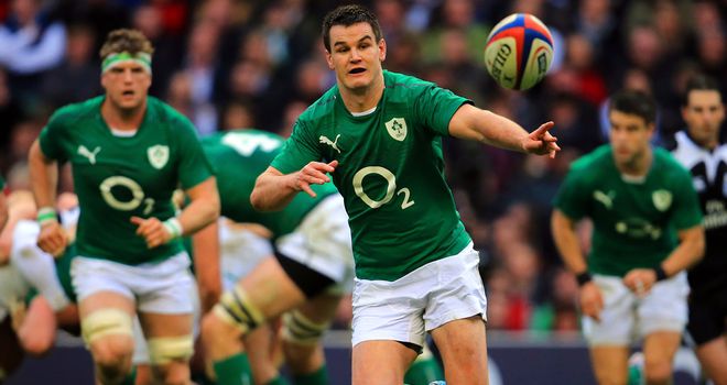 Jonathan Sexton: Struggling with a thumb injury