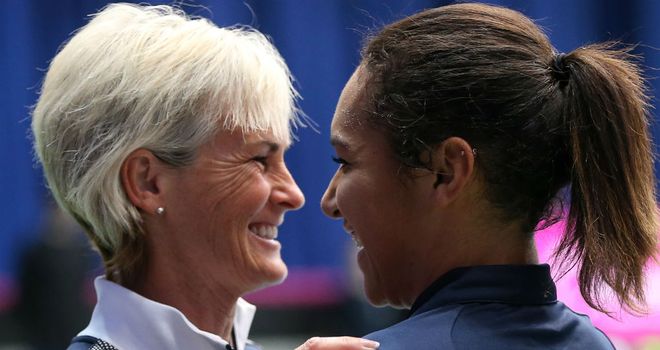 Heather Watson (R): All smiles with captain Judy Murray (L) after her win