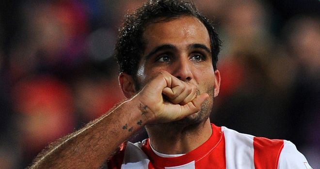 Verza celebrates his opener for Almeria