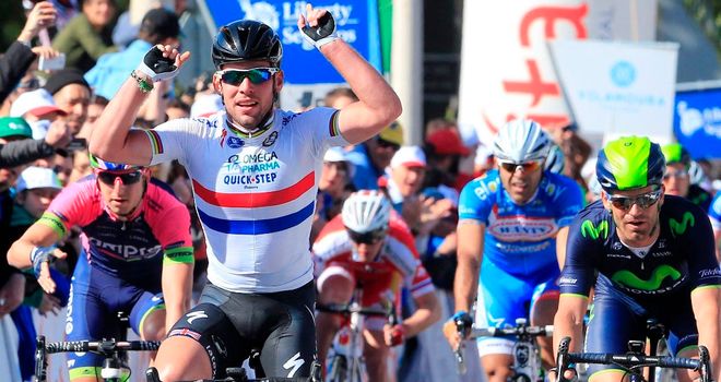 Mark Cavendish narrowly edged out Arnaud Demare