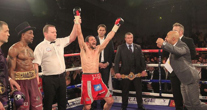 Stunning: Woodhouse's dream comes true to take the British title off Hamilton (© Lawrence Lustig)