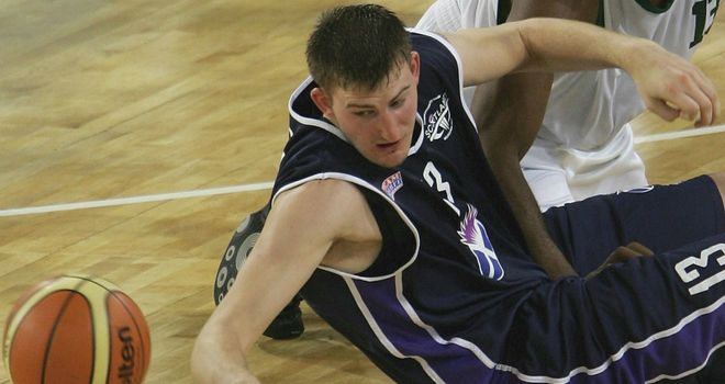 Gareth Murray: Shot Glasgow Rocks into the lead as they edged Manchester Giants