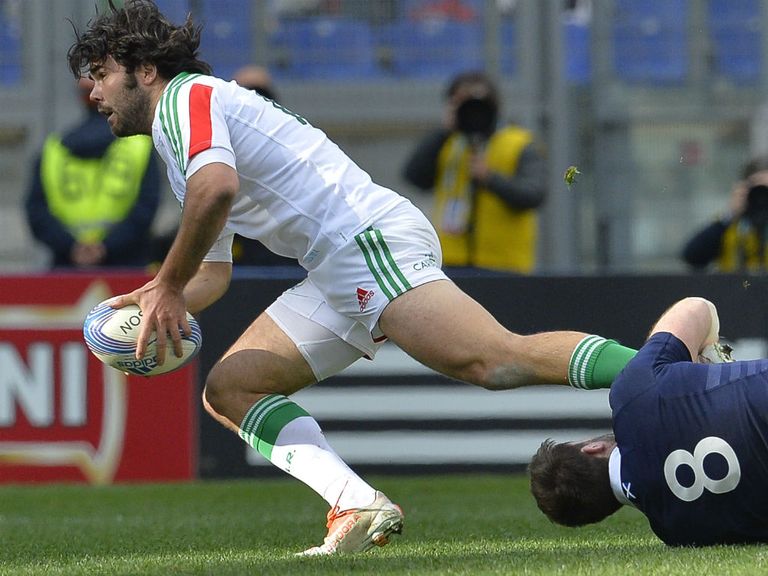 Luke McLean: Has joined Sale Sharks