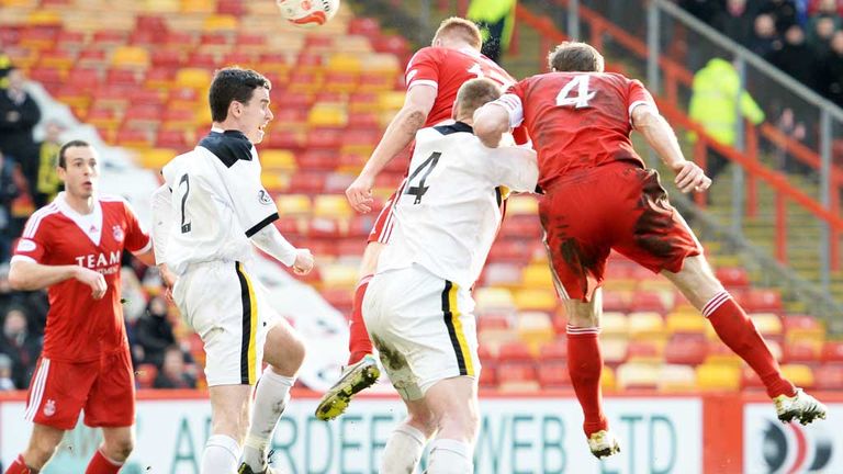 Adam Rooney: Aberdeen striker scores against Dumbarton at Pittodrie