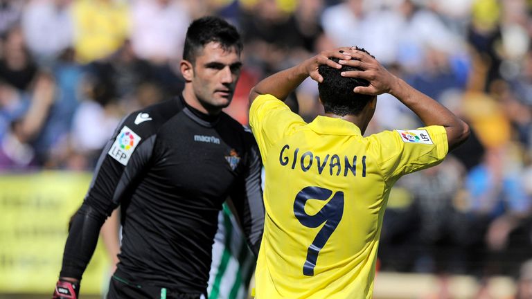 Giovani Dos Santos shows his frustration