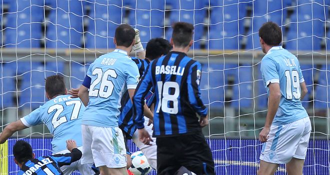 Maximiliano Moralez scores the only goal of the game