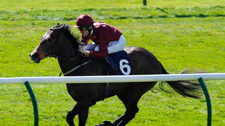 Mind of Madness on his way to victory at Newmarket