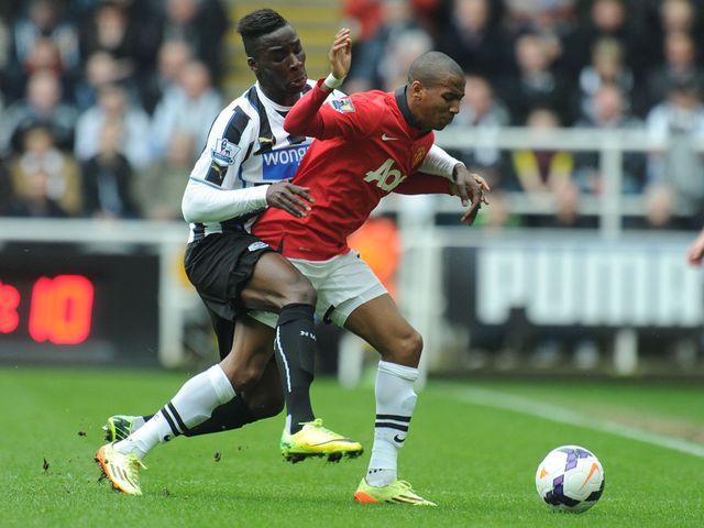 Haidara puts Young under pressure