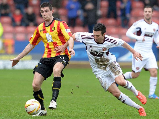 Jason Holt closes down Kris Doolan