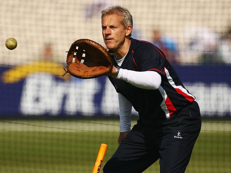 Peter Moores: Would 'love' to coach England again