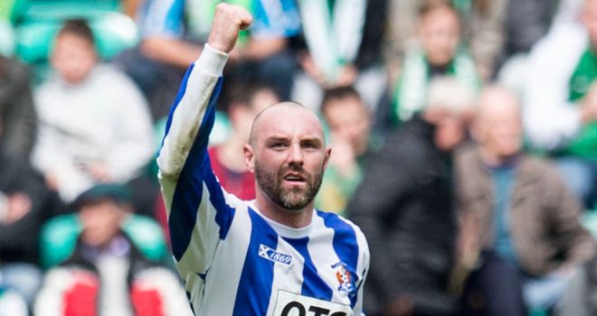 Kris Boyd: First-half goal earned Kilmarnock win at Hibernian