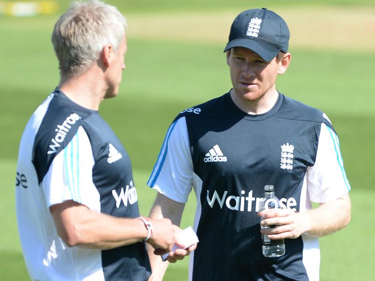 Eoin Morgan chats with new England coach Peter Moores