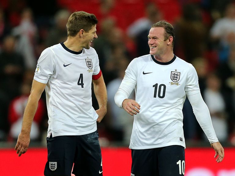 Steven Gerrard (l) says Wayne Rooney good make a good England captain