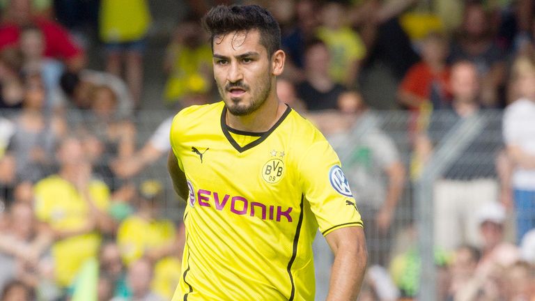 Ilkay Gundogan: Back in training