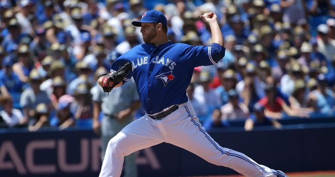 Mark Buehrle: Collected major league-leading 10th victory