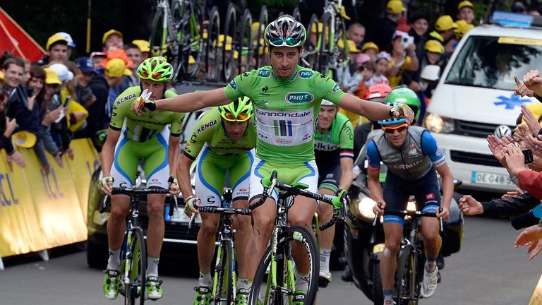 Peter Sagan kept the fans entertained with a no-handed wheelie on stage ten