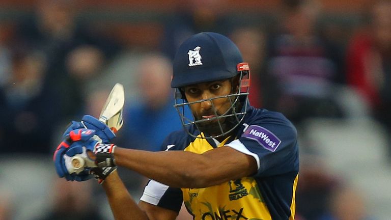Varun Chopra: helped Birmingham Bears into last eight of T20 Blast