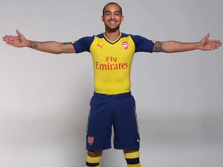 Theo Walcott: Delighted with Alexis Sanchez signing