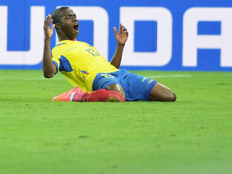 Valencia: Has been granted a work permit