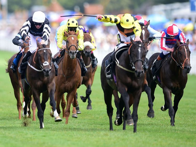 Lynn Valley strides clear to win at Glorious Goodwood