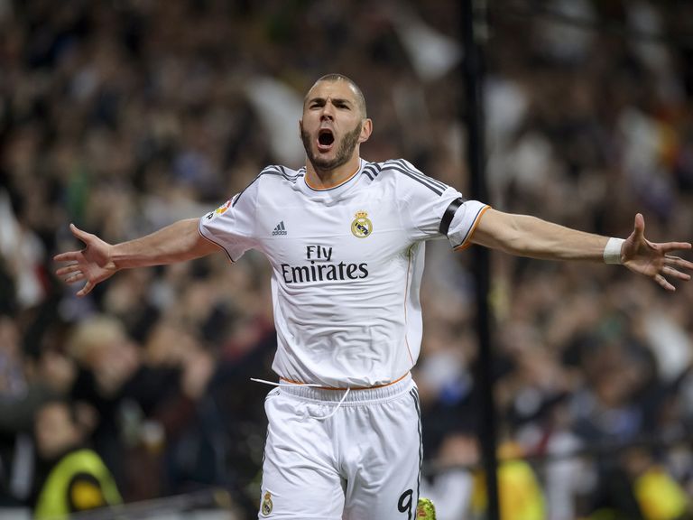 Karim Benzema: Has extended Real Madrid contract