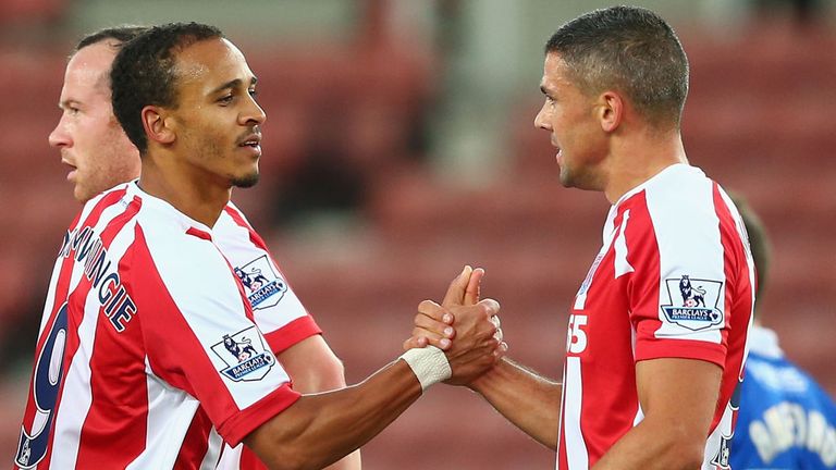 Jonathan Walters: Congratulated by Stoke team-mate Peter Odemwingie
