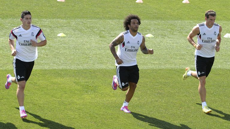 Real Madrid: James Rodriguez, Marcelo and Gareth Bale in training