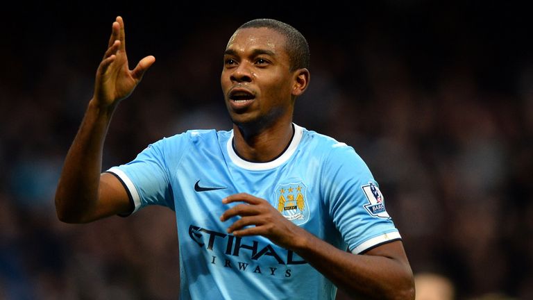 Fernandinho - Tiểu Sử và Sự Nghiệp của Cầu Thủ Bóng Đá Người Brazil Fernandinho - Tiểu Sử và Sự Nghiệp của Cầu Thủ Bóng Đá Người Brazil