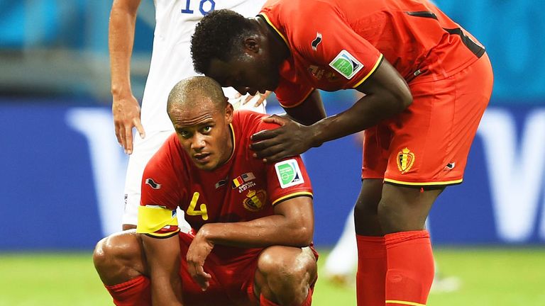 Vincent Kompany: Injury fears eased