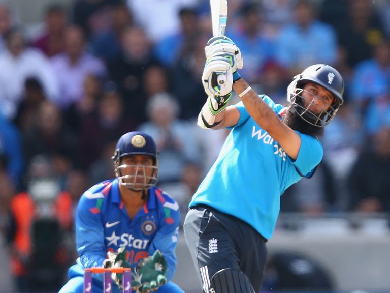 Moeen Ali: Fully behind skipper Alastair Cook