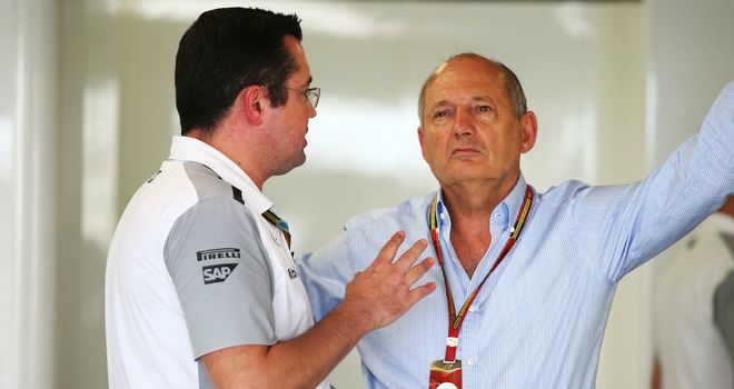 mclaren-eric-boullier-ron-dennis_3217090