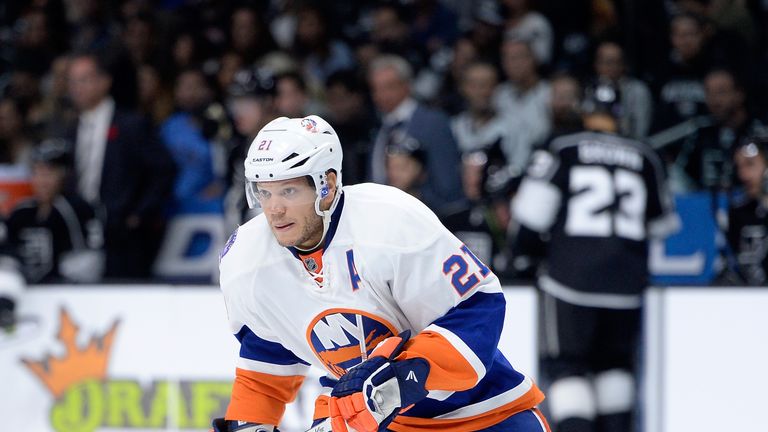 Kyle Okposo has signed with the Buffalo Sabres