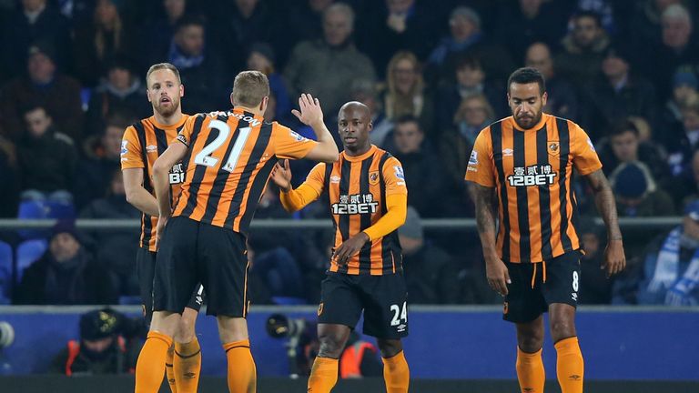 Hull City players celebrate Sone Aluko's equaliser at Everton