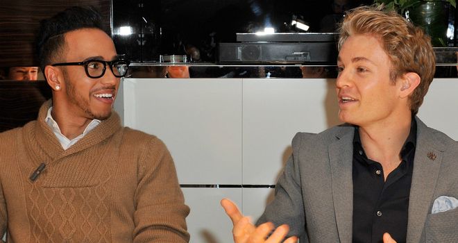 lewis-hamilton-nico-rosberg_3254552.jpg