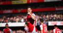 Arsenal edge past Everton