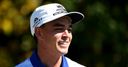 WATCH: Fowler's bizarre birdie