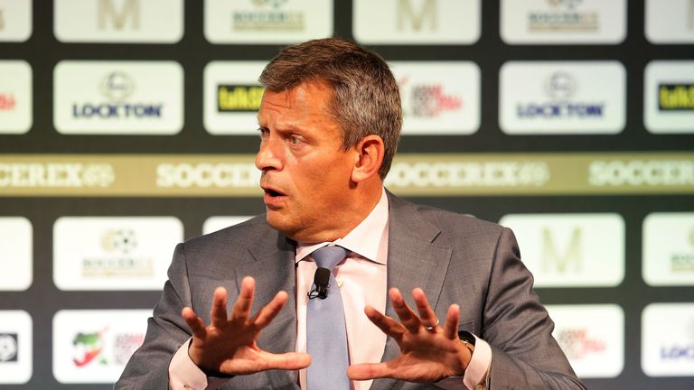 FA chief executive Martin Glenn says England players do not travel well