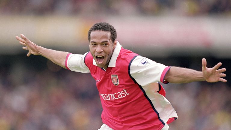 Thierry Henry playing for Arsenal in 2000