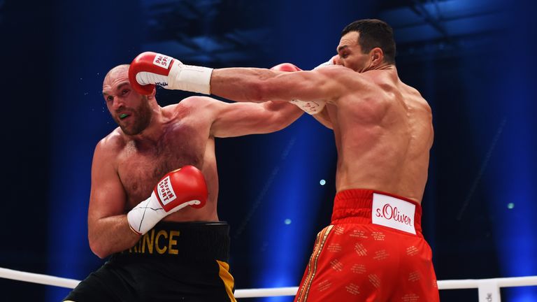 Tyson Fury (left) defeated Wladimir Klitschko