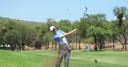 Kaymer moves in on Donaldson
