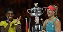 Kerber shocks Serena
