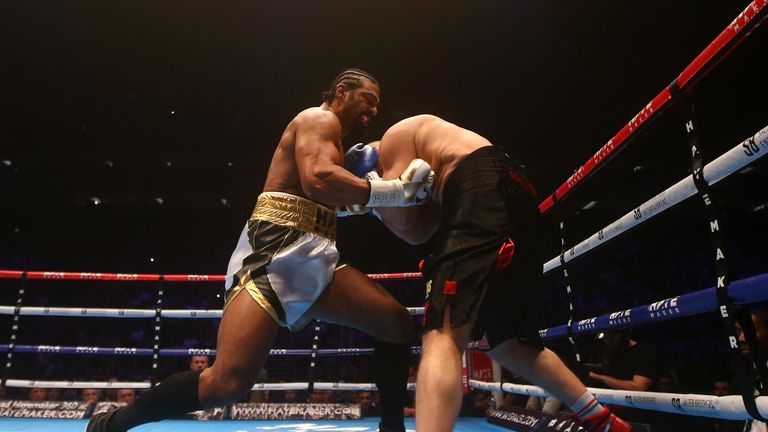 Haye lands a heavy right hand on De Mori