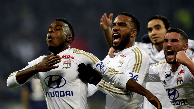 Resultado de imagen de Lyon 2-1 PSG