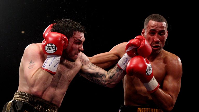 DeGale beat Smith's older brother Paul in 2010 but was taken the distance by Mohoumadi
