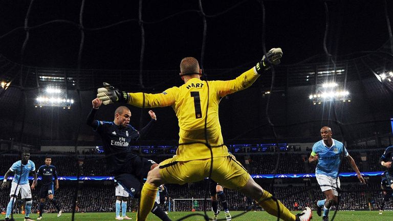 Hart's incredible reactions kept Real Madrid from scoring in the dying moments