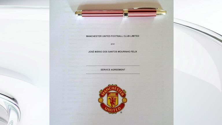 Mourinho's Manchester United contract (picture via @josemourinho on Instagram)